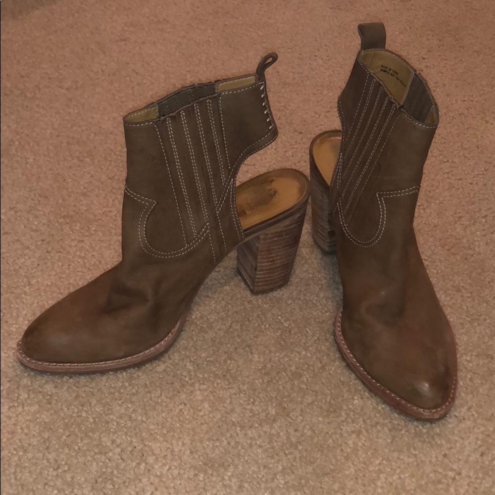 Dolce Vita Western Slip on Booties